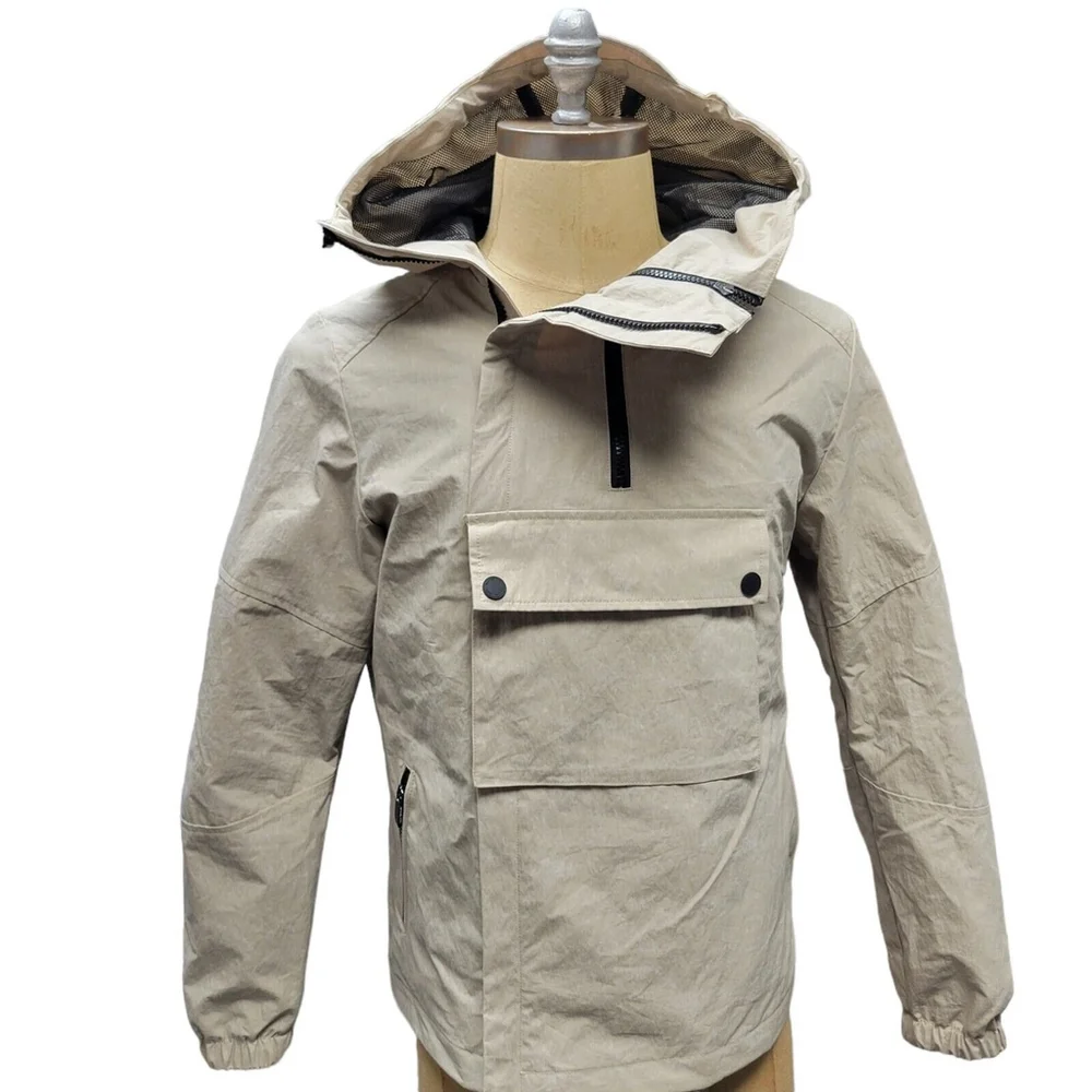 Men's Michael Kors Crinkled Woven Hoodie Cargo Jacket. Size Small. NWT $298